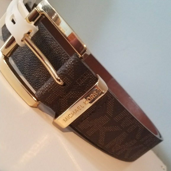 Michael Kors | Reversible Belt - Picture 5 of 8